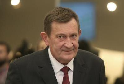 Ministar Mitrović ne odustaje od stikera sa RFID tehnologijom