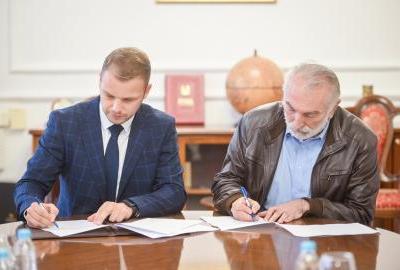 Stanivuković samo za dodatne radove podijelio 2,3 miliona maraka