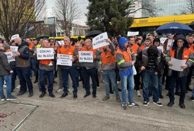 Na ulici radnici Željezare Zenica, Sindikat trgovaca animira radnike da glasaju
