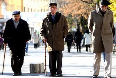 STRANKA PENZIONERA: Osuda pozajmice za isplatu penzija iz sredstava za pomoć poplavljenima