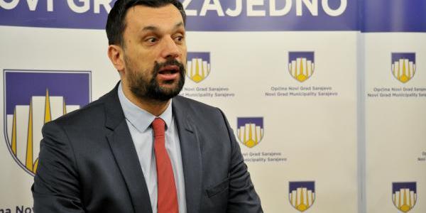 Ako lažu novinari, istinu govore potpis i pečat