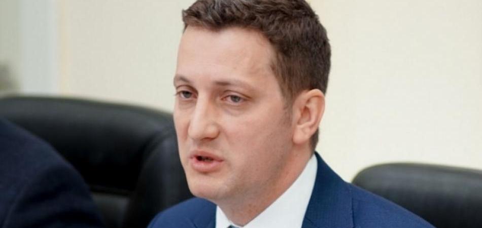 U novembru potrošeno 100.000 maraka na direktne sporazume, predmeti ugovora nepoznati