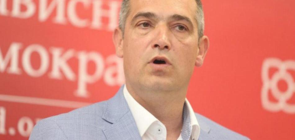 Direktor Kusturić za odabrane računare izdvojio skoro pola miliona maraka