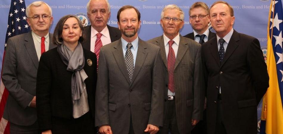 Federacija je komplicirana, skupa i ne zadovoljava građane