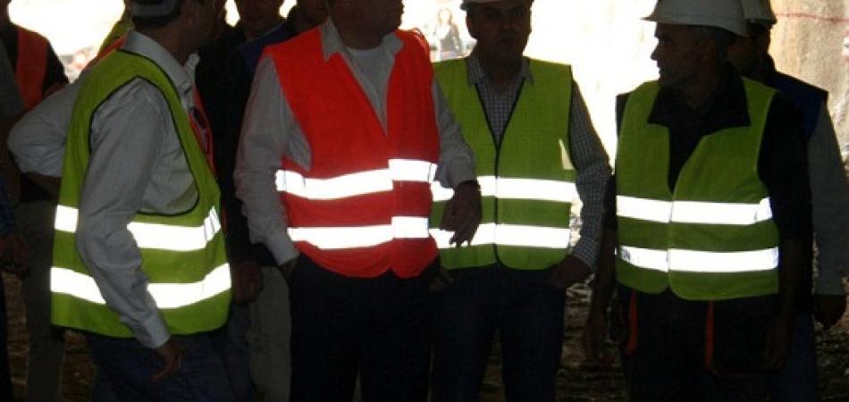 SVE PREDIZBORNE LAŽI FEDERALNE VLADE: Povećanje penzija, rudarski raj, zapošljavanje, autoput...