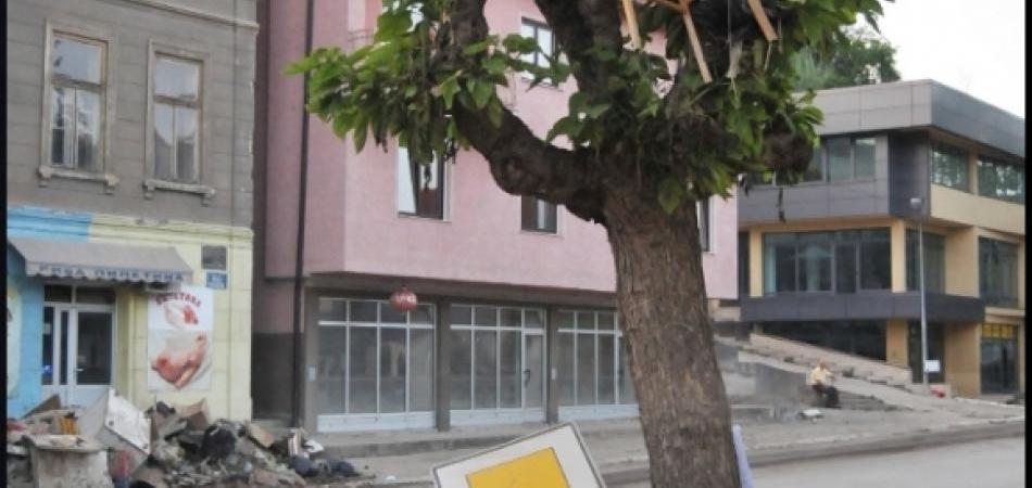 KATASTROFA U DOBOJU: Sve je manje hrane, nedostaju lijekovi i sredstva za higijenu