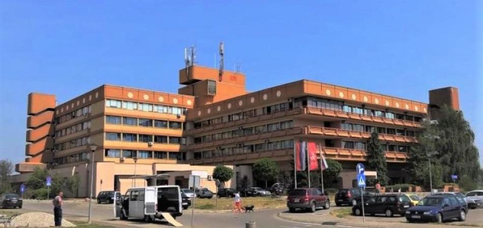 Traje misterija smrti mladih žena na UKC Banja Luka