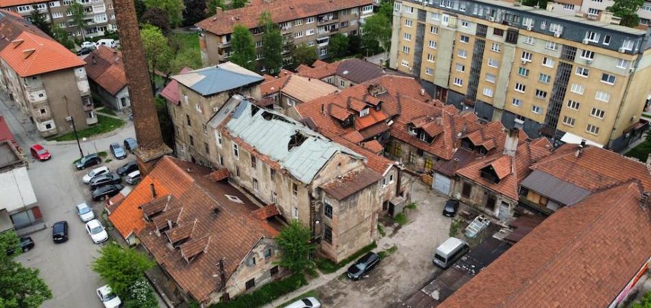 Papirna izgorjela prije 13 mjeseci, stanari žive u unajmljenim stanovima