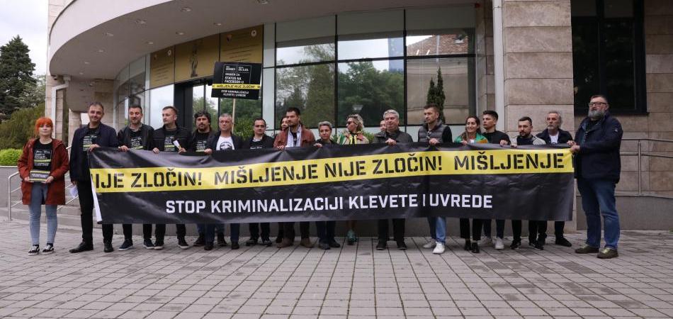 Novinari ne žele učestvovati u farsi