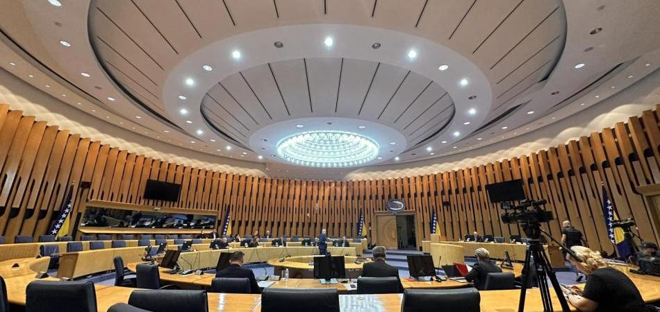 Radnici UIO BiH mobingovani, moćnici se rugaju, parlamentarci šokirani