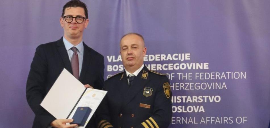 Zlatna policijska značka nakon samo 15 dana v.d. mandata