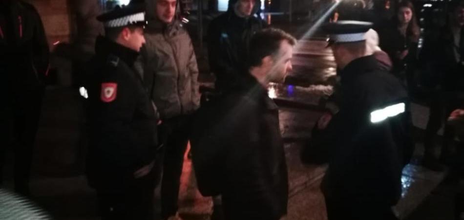 Policija istjerala građane iz dvorišta Hrama Hrista Spasitelja