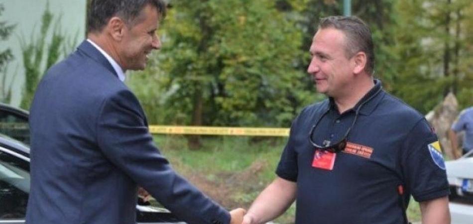 Vlada i FUCZ kriju od koga su i za koliko novca kupili respiratore i testove
