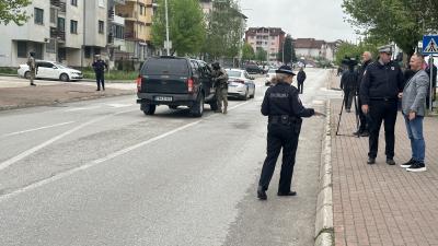 Blokade, specijalci, tjelohranitelji, duge cijevi... strah od hapšenja