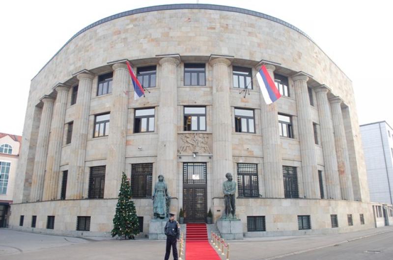 KAKO SNSD RASPOREĐUJE KADROVE: Smijenimo sposobne, zaštitimo gubitnike, sačuvajmo stranku!