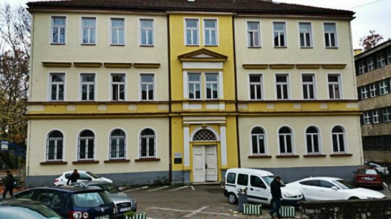 Bihaćki univerzitet prodao vozila za izmirenje dugova