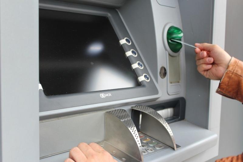 Sa bankomata Sberbanke u Federaciji BiH Ukrajinci podigli 2,7 miliona maraka