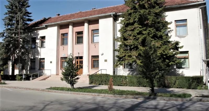 Dodikov SNSD protiv Vučićeve Srpske napredne stranke