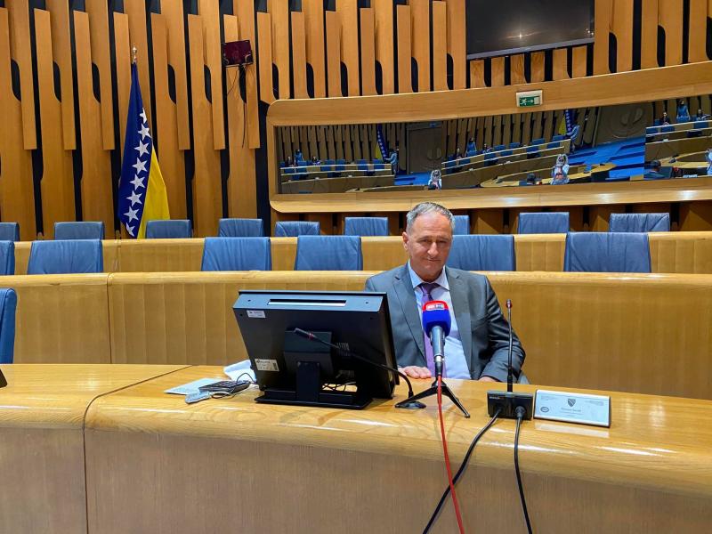 Čuo sam da postoje predmeti koji stoje u tužilačkim ladicama...