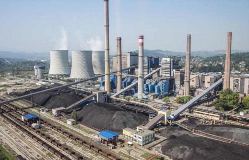 Investment to dirty energy in interest of Chinese and tycoons