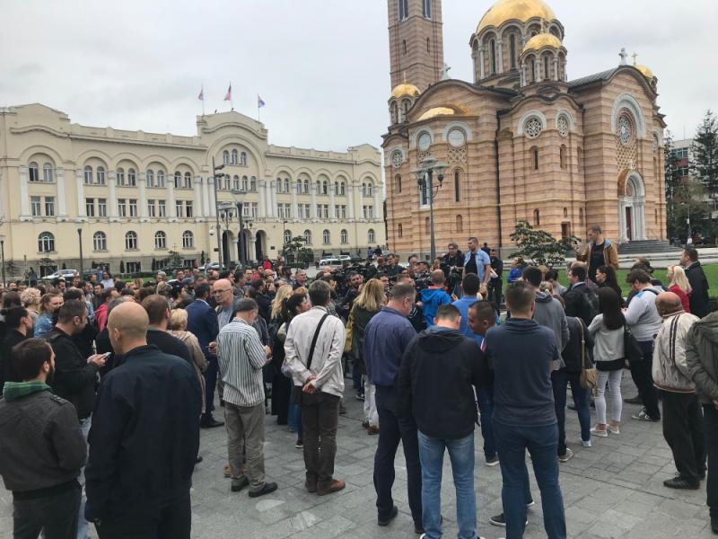 Novinarski protest zbog napada na Vladimira Kovačevića