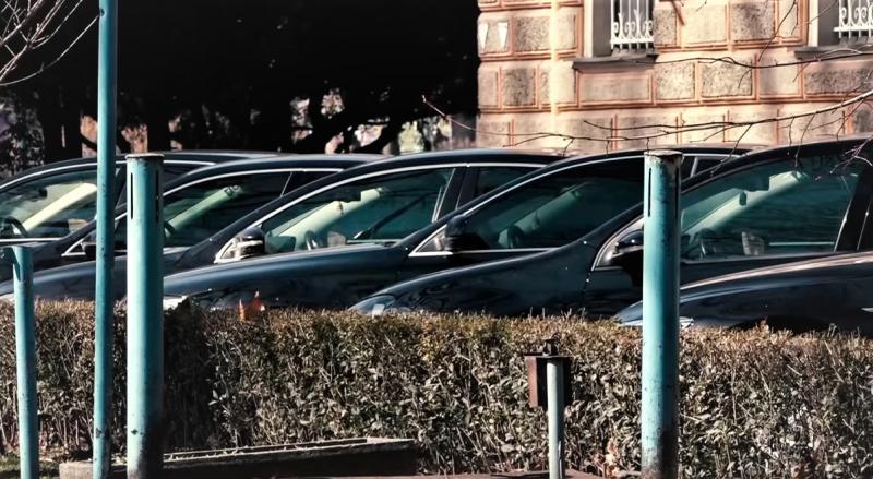 Za osam godina potrošeno 1,5 miliona maraka na vozila i namještaj