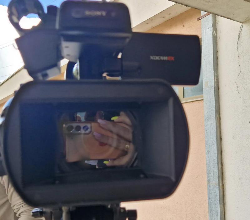 Kad novinarka progovori – zbog stava kritike i na račun ruža