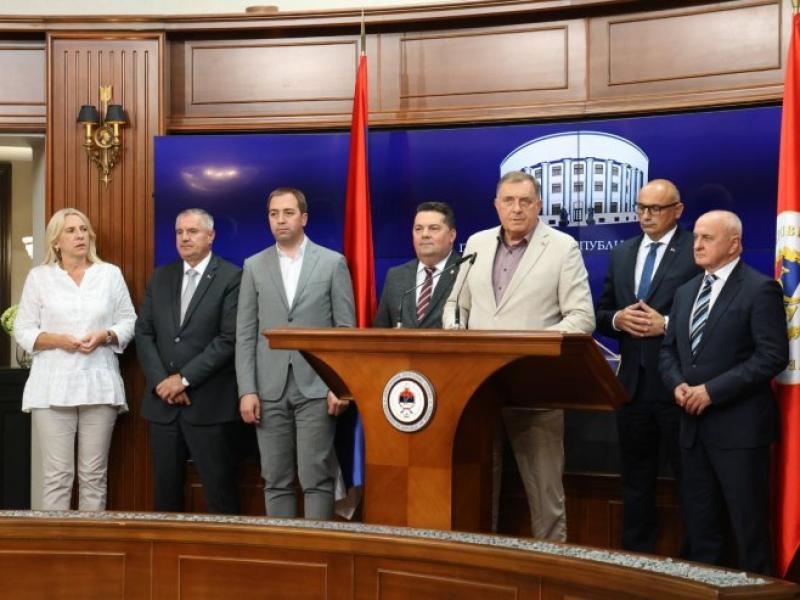 Milorad Dodik najavio referendum o zadržavanju funkcije