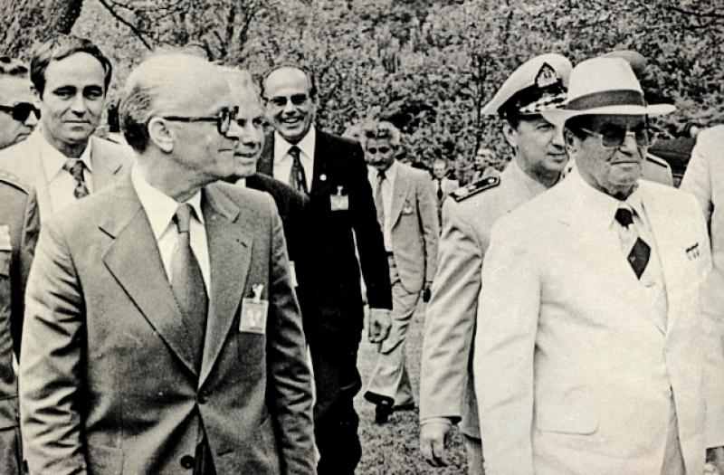 O sedmorici braće partizana, Titu, diplomatiji i životu u Jugoslaviji
