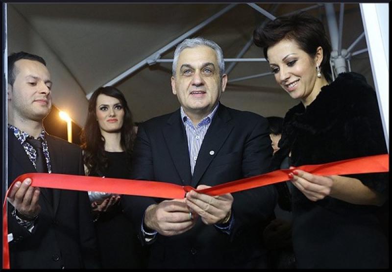 KAD GRADONAČELNIK OTVARA FRIZERSKI SALON: Sad precizno znamo ko nas šiša!